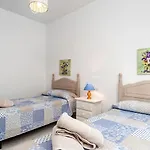 Antonia קוניל דה לה פרונטרה