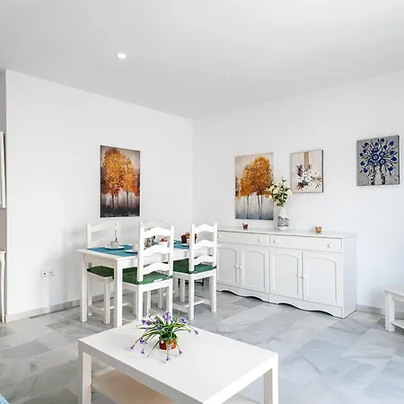 アパート Antonia