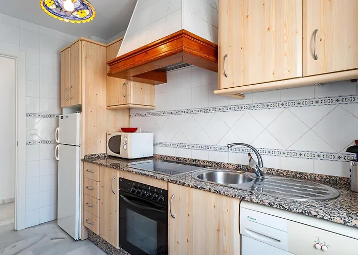 Antonia コニル・デ・ラ・フロンテラ